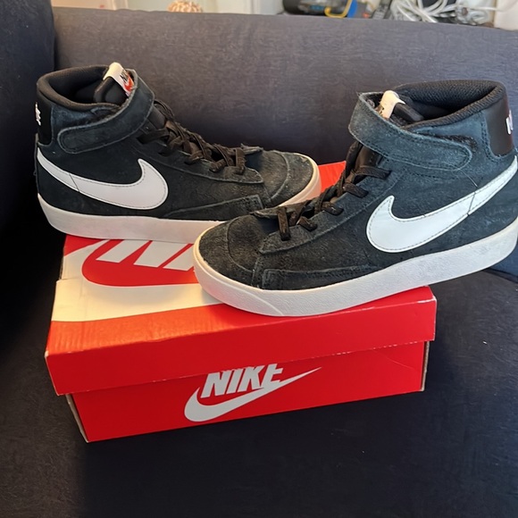 Nike Blazer Mid 77 Suede - Picture 2 of 4